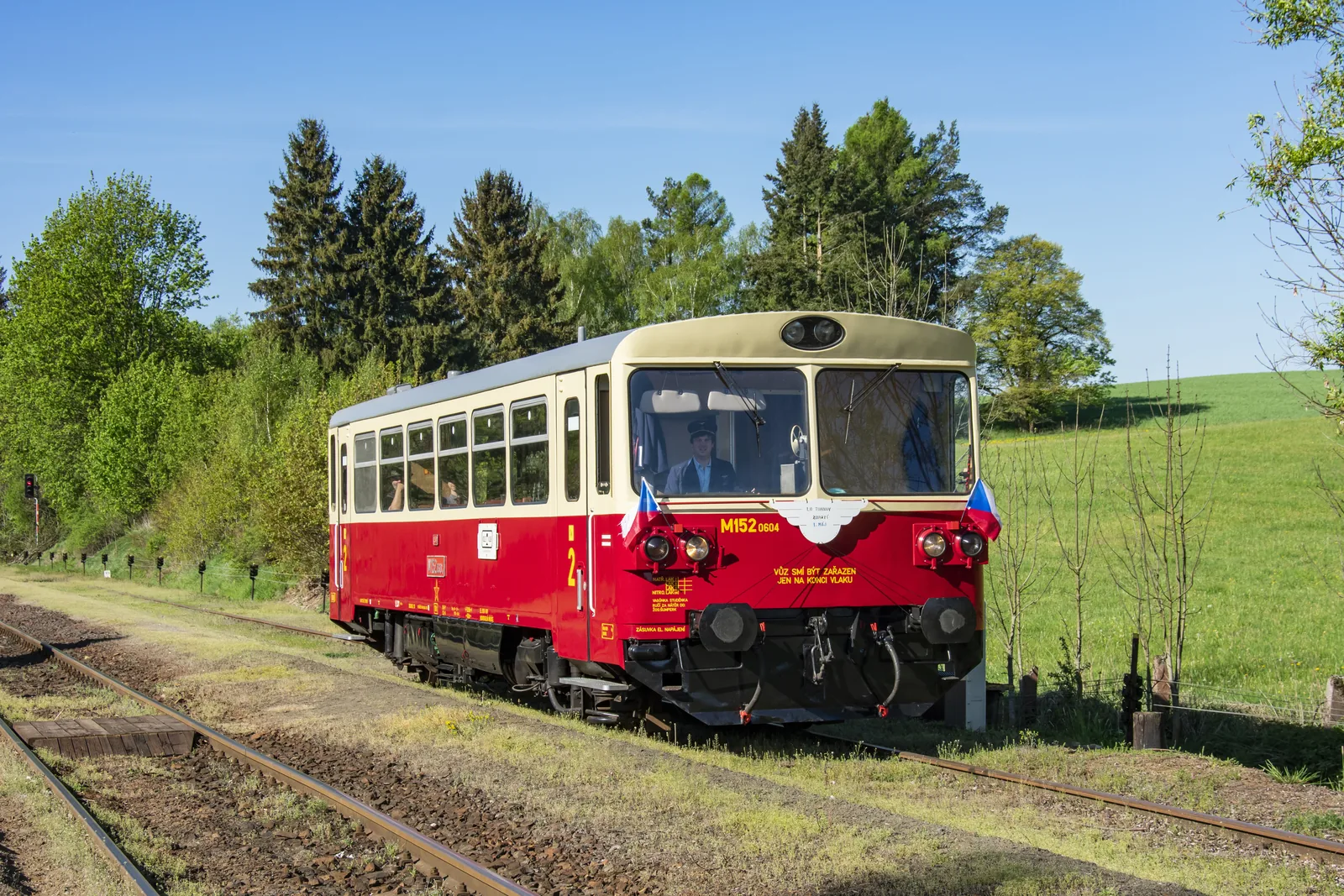 Motorový vůz M 152.0604 „Beruška“ v provozu.